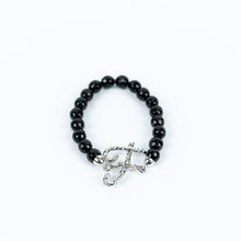 Carica l'immagine nel visualizzatore di Gallery, Bracciale elastico con iniziale
