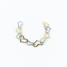 Carica l'immagine nel visualizzatore di Gallery, Bracciale cuori