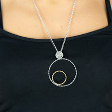 Carica l'immagine nel visualizzatore di Gallery, Collana doppio cerchio a corda