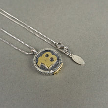 Carica l'immagine nel visualizzatore di Gallery, Ciondolo 18 O' Sang