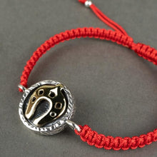 Carica l'immagine nel visualizzatore di Gallery, Bracciale scaramantico ferro di cavallo