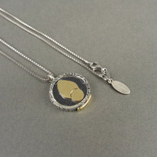 Carica l'immagine nel visualizzatore di Gallery, Ciondolo San Gennaro