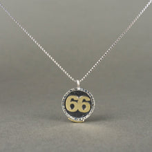 Carica l'immagine nel visualizzatore di Gallery, Ciondolo 66 O' Miracolo