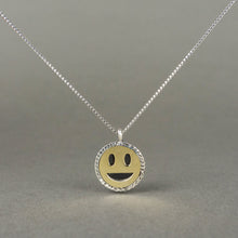 Carica l'immagine nel visualizzatore di Gallery, Ciondolo Smile sorriso
