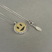 Carica l'immagine nel visualizzatore di Gallery, Ciondolo Smile sorriso